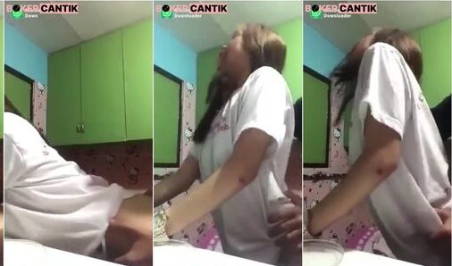 Bokep ABG Kakak Dan Adek Ngewe Di Dapur